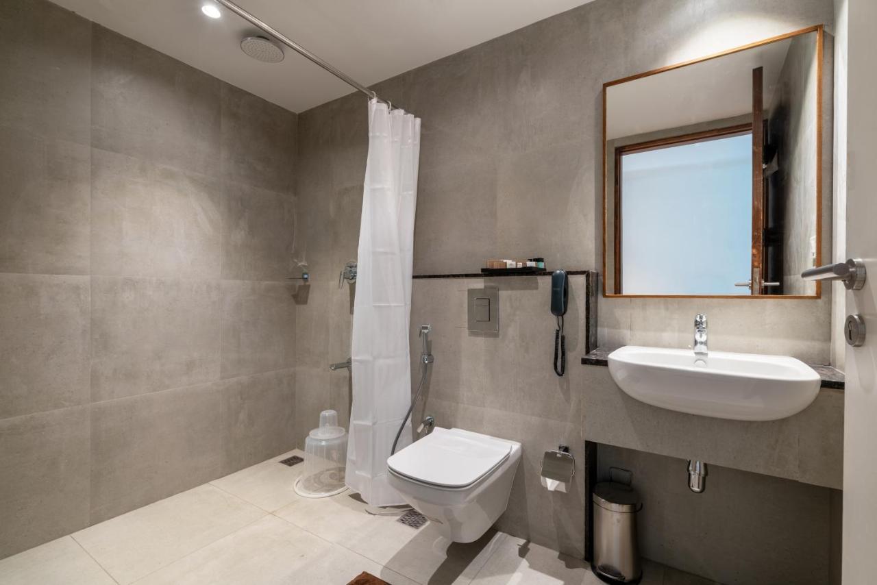 Hotel Panoramic Kochi Екстериор снимка
