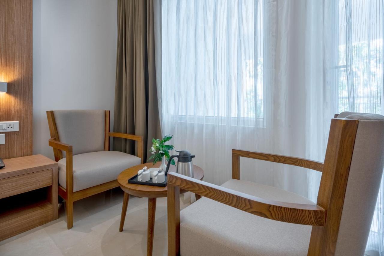 Hotel Panoramic Kochi Екстериор снимка